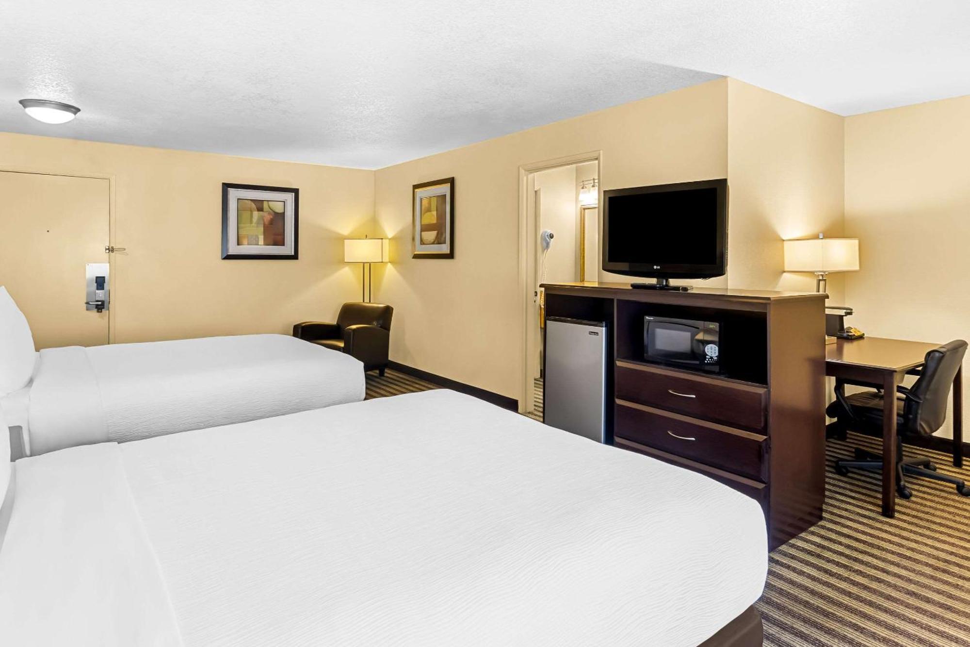Quality Inn&Suites Vancouver Extérieur photo