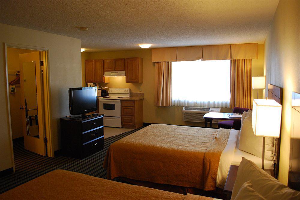 Quality Inn&Suites Vancouver Extérieur photo